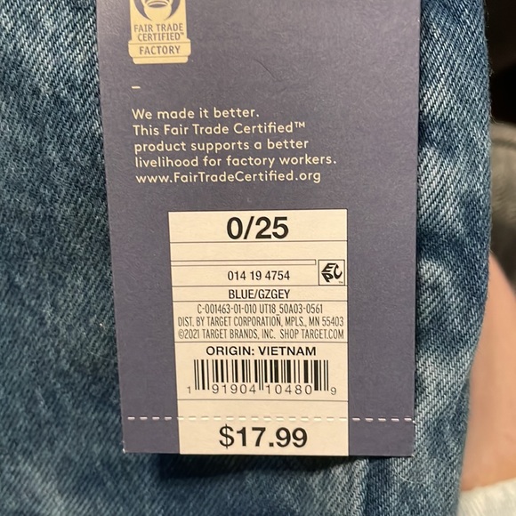 Women’s High-Rise Midi Jean Shorts - Picture 5 of 5